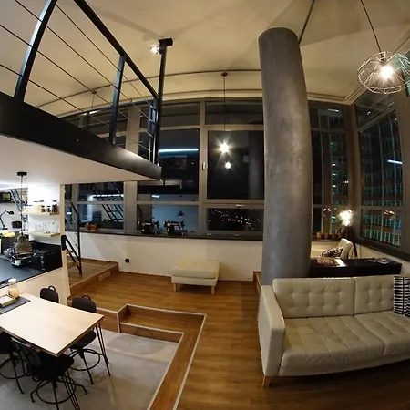 View Skyscraper Bata - Loft Xl Apartmán Zlín