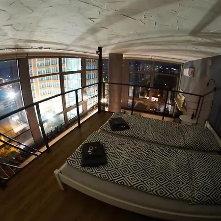 View Skyscraper Bata - Loft Xl *