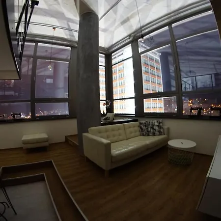 View Skyscraper Bata - Loft Xl