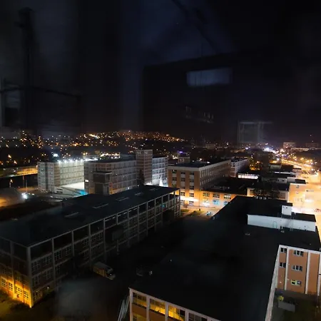 View Skyscraper Bata - Loft Xl Lägenhet