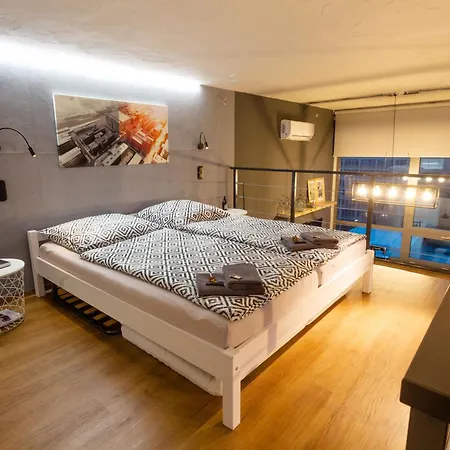 View Skyscraper Bata - Loft Xl Apartmán