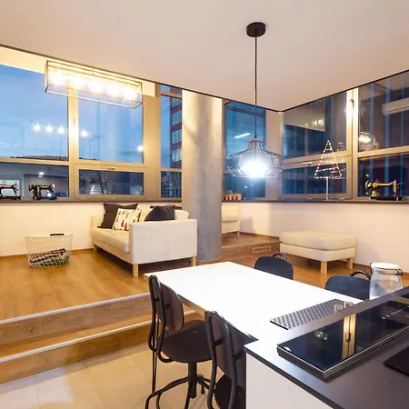Apartmán View Skyscraper Bata - Loft Xl