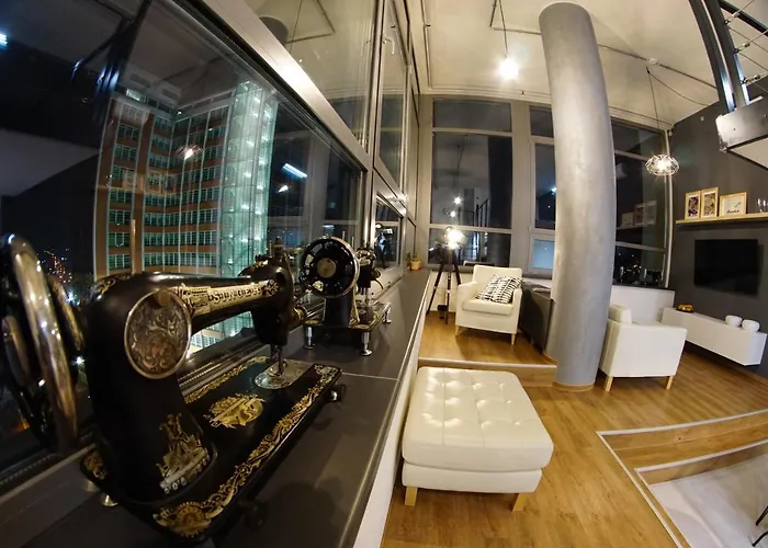 Апартаменты View Skyscraper Bata - Loft Xl Злин