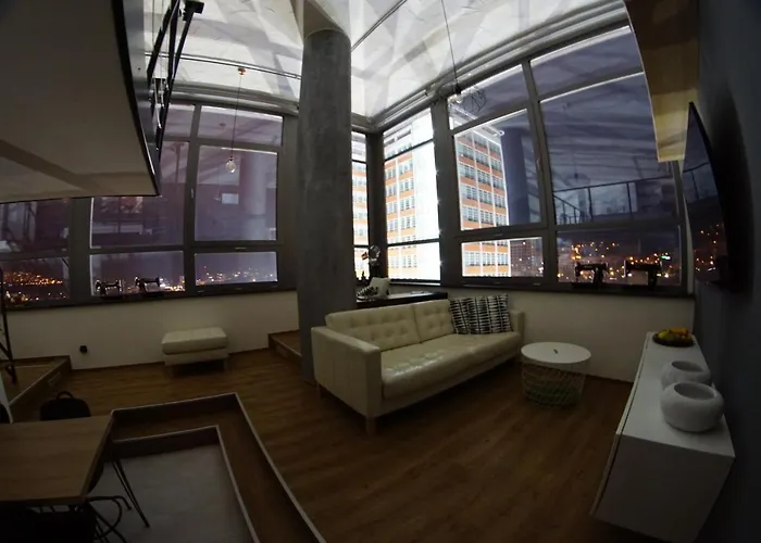 View Skyscraper Bata - Loft Xl